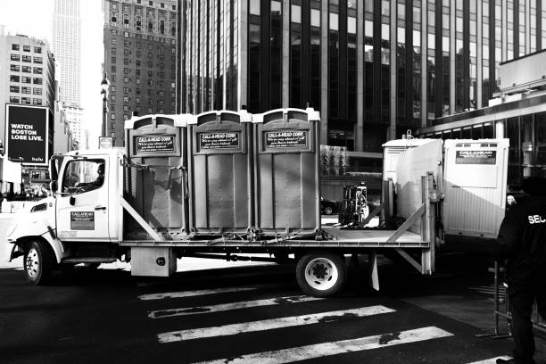 Best Portable bathroom rental  in Azusa, CA